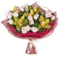 Bouquet of roses and orchids for Mom